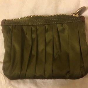 Henri Bendel wallet